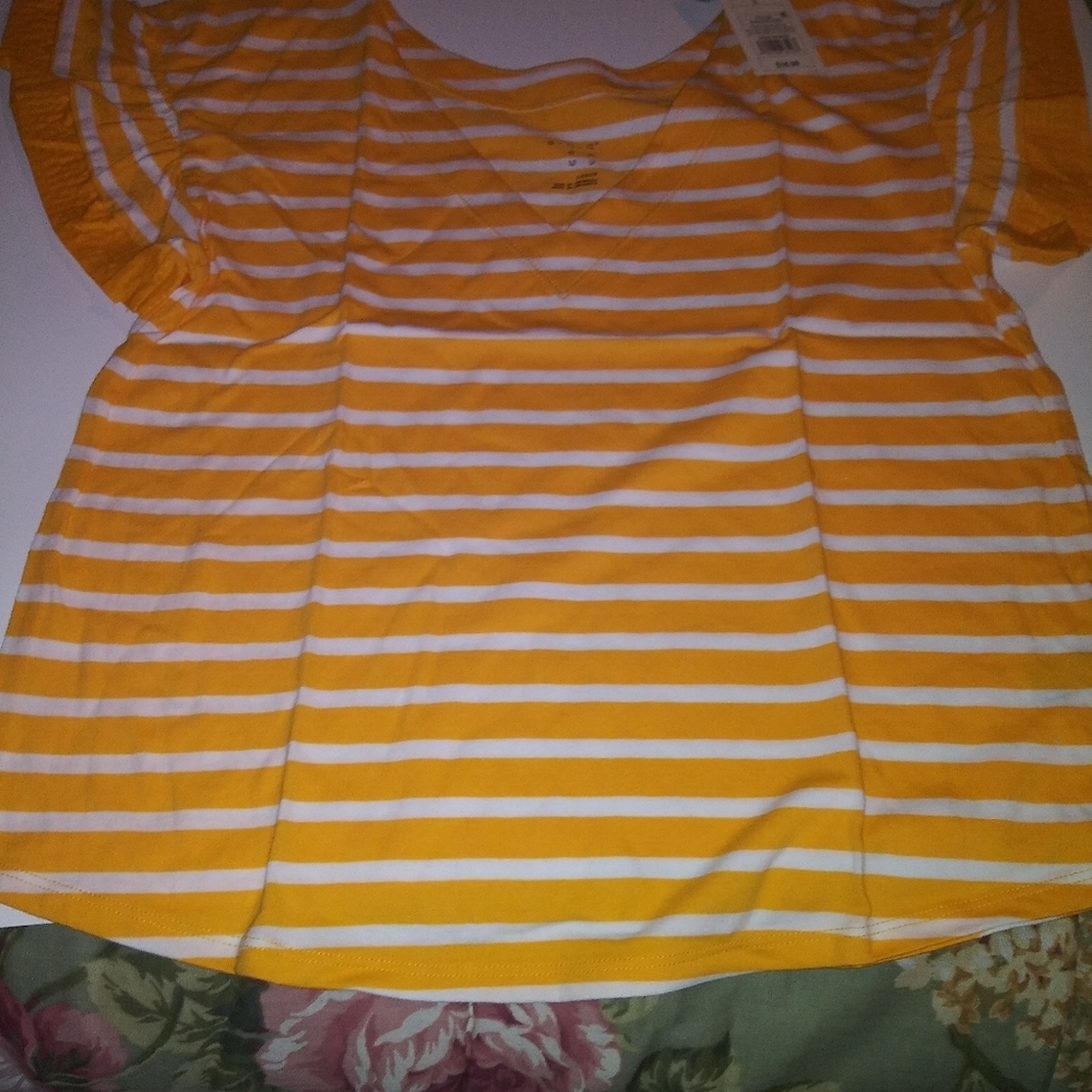 shirt - Picture 1 of 3